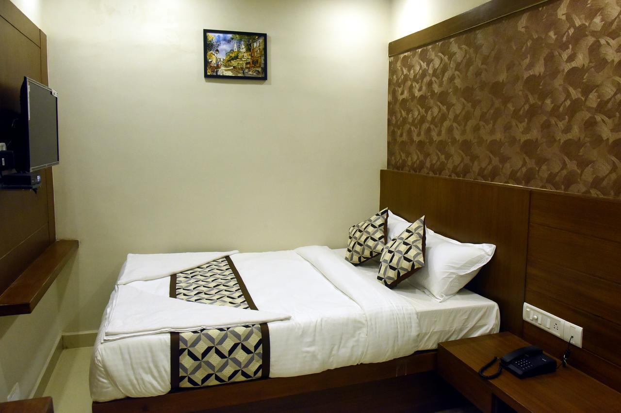 Olive Grand Hotel Chennai Luaran gambar